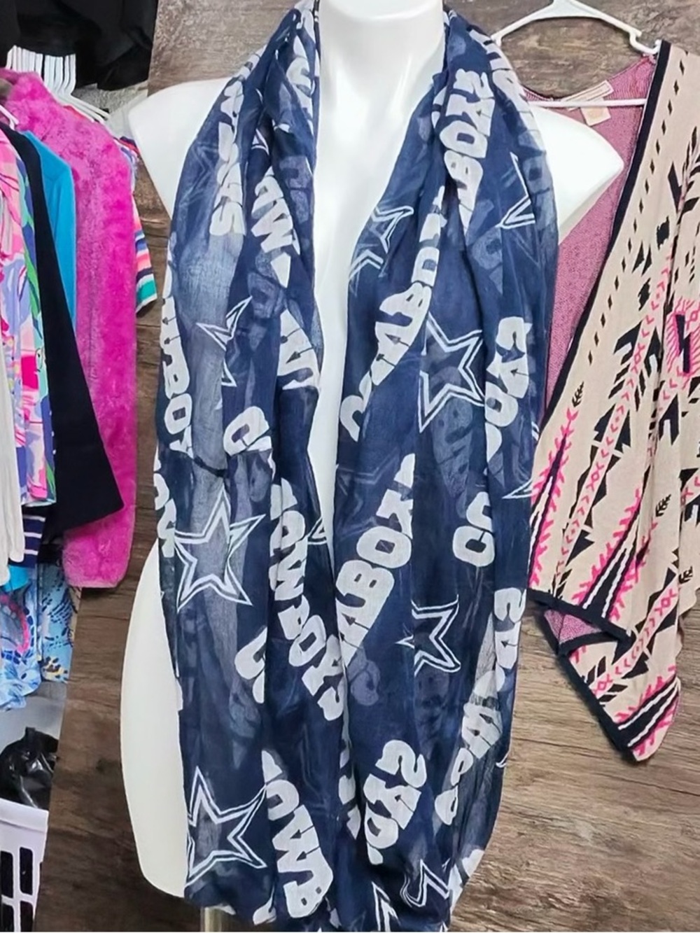 NFL Dallas Cowboys Navy Logo Infinity Scarf